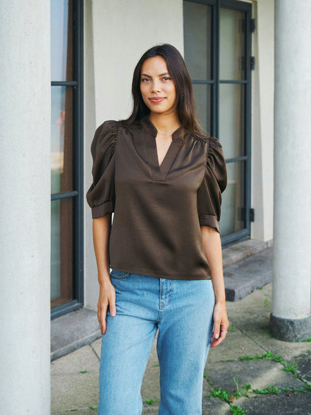 ROELLA HEAVY SATEEN BLOUSE