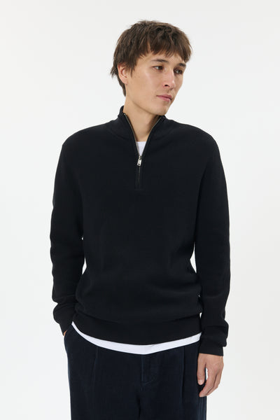 MAlagoon Half-Zip Pullover - Black