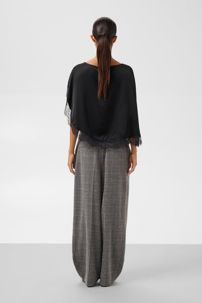 Cinna lace cape