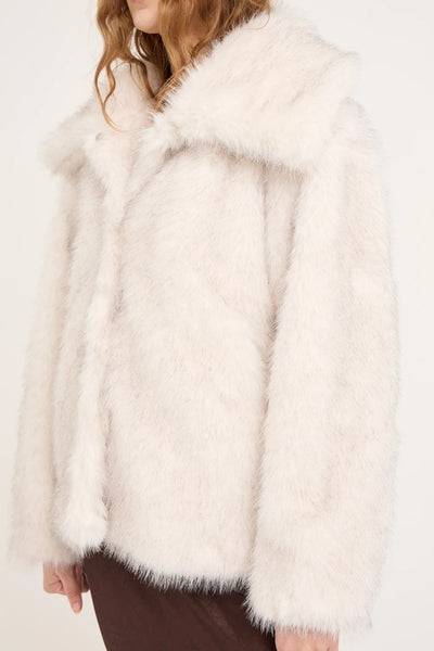 Fur Jacket AV5078 - White/black