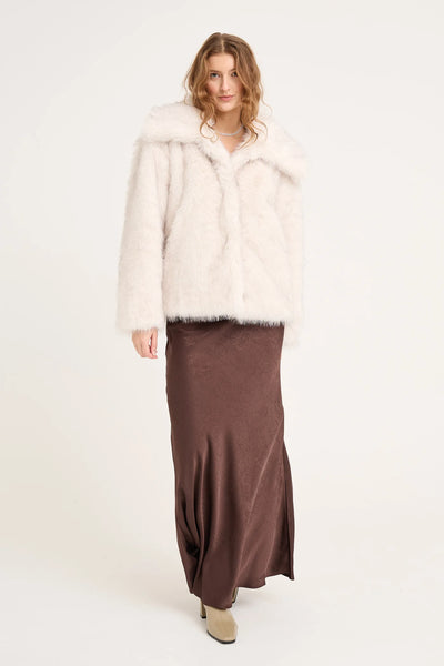 Fur Jacket AV5078 - White/black