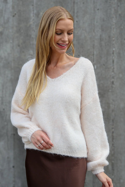 Inge V-neck Knit - Off White