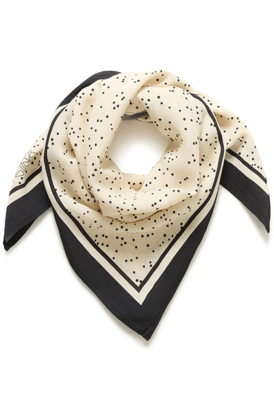 PriscillaSZ Scarf